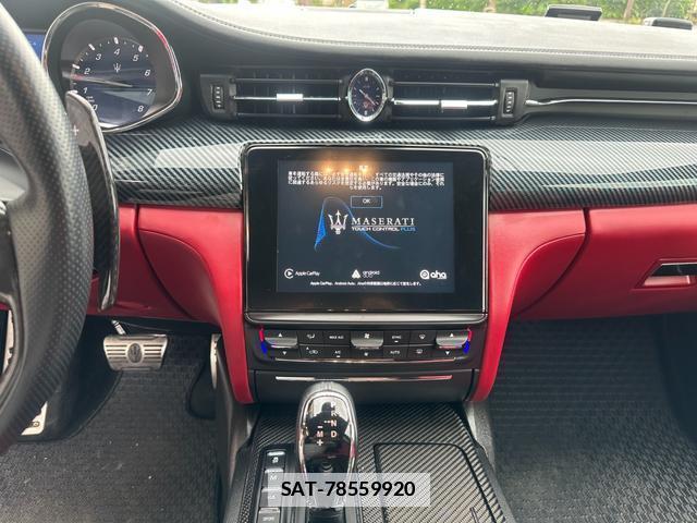 Maserati QUATTROPORTE 2018-07 7812480-4