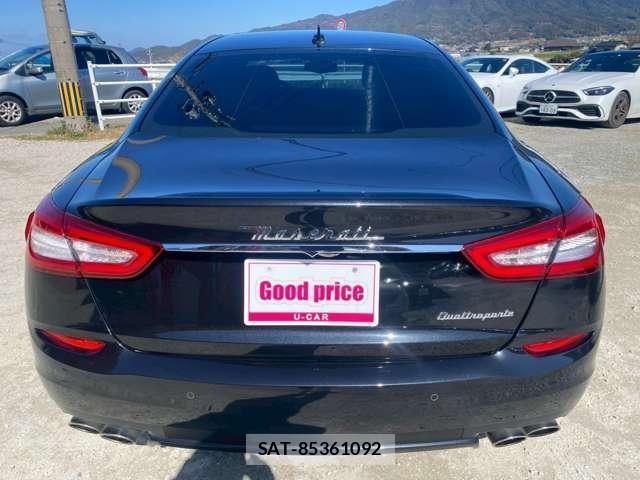 Maserati QUATTROPORTE 2015-09 7812499-9