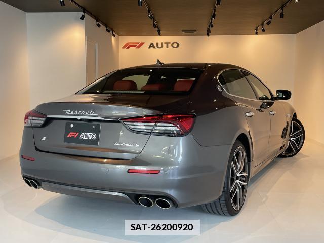 Maserati QUATTROPORTE 2021-12 7818829-1