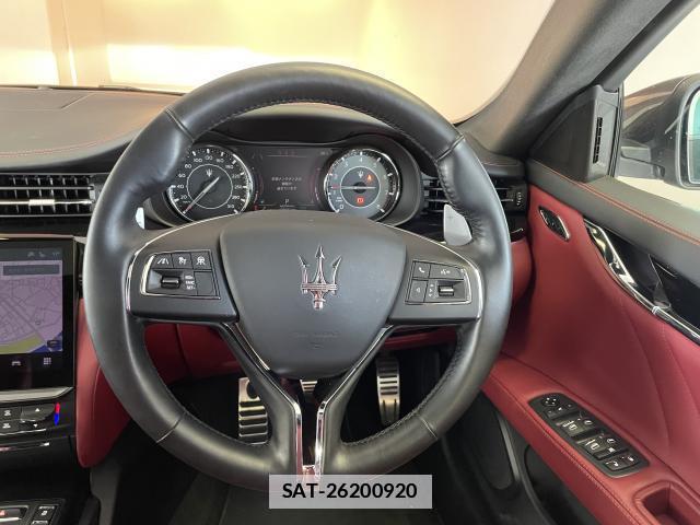 Maserati QUATTROPORTE 2021-12 7818829-10