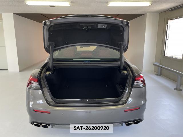 Maserati QUATTROPORTE 2021-12 7818829-11
