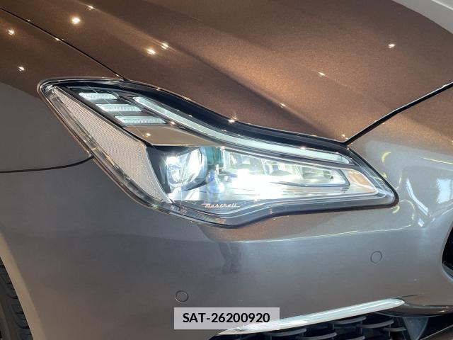 Maserati QUATTROPORTE 2021-12 7818829-7