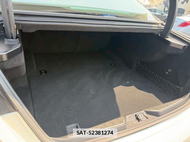 Maserati QUATTROPORTE 2017-09 7820231-18