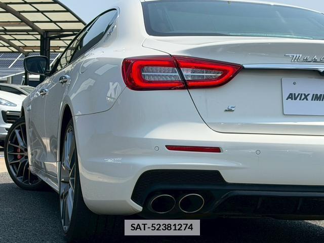 Maserati QUATTROPORTE 2017-09 7820231-6
