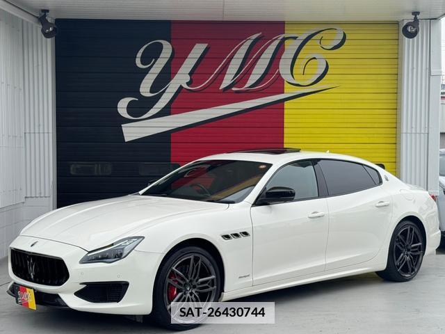 Maserati QUATTROPORTE 2019-12 7820402-0