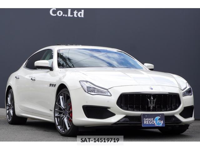 Maserati QUATTROPORTE 2018-03 7820579-4