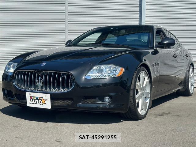 Maserati QUATTROPORTE 2010-04 7820848-7