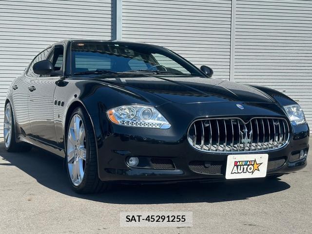Maserati QUATTROPORTE 2010-04 7820848-8