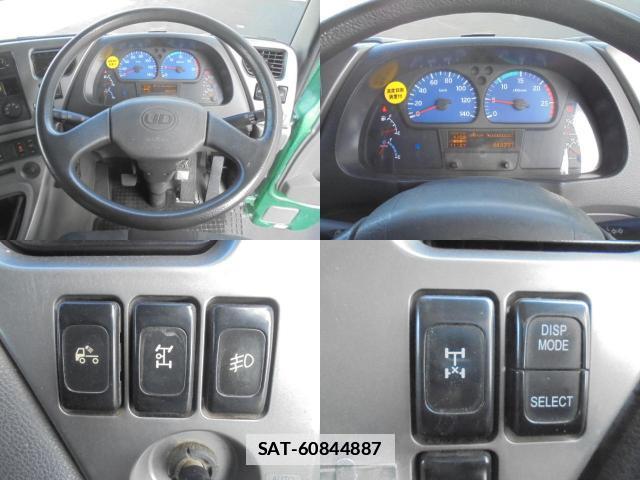 UD Trucks QUON 2011-09 7819509-10