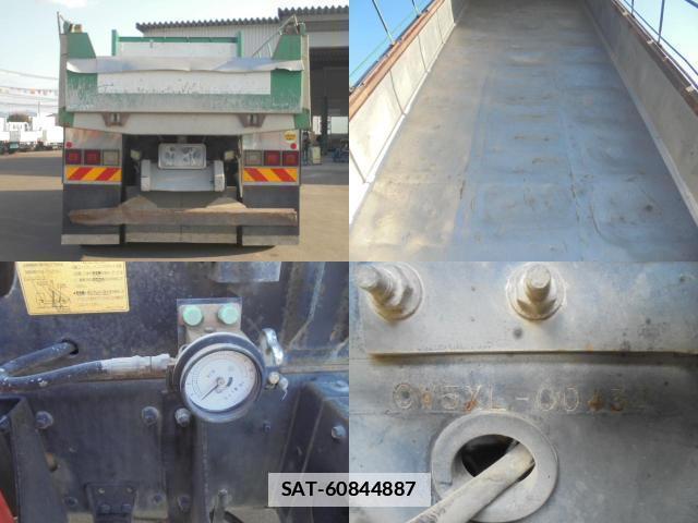 UD Trucks QUON 2011-09 7819509-18