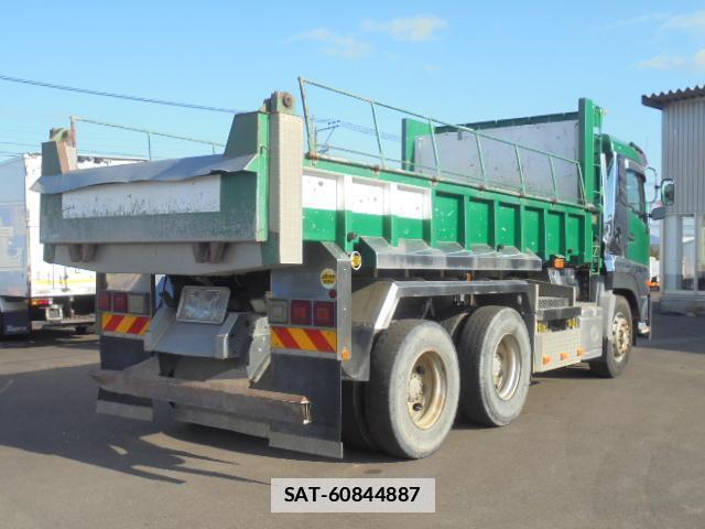UD Trucks QUON 2011-09 7819509-19