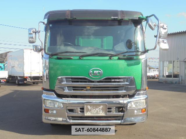UD Trucks QUON 2011-09 7819509-5