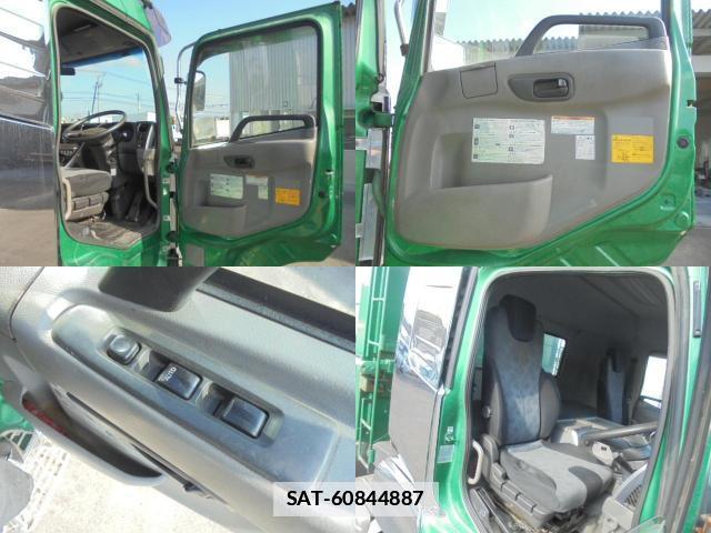 UD Trucks QUON 2011-09 7819509-9