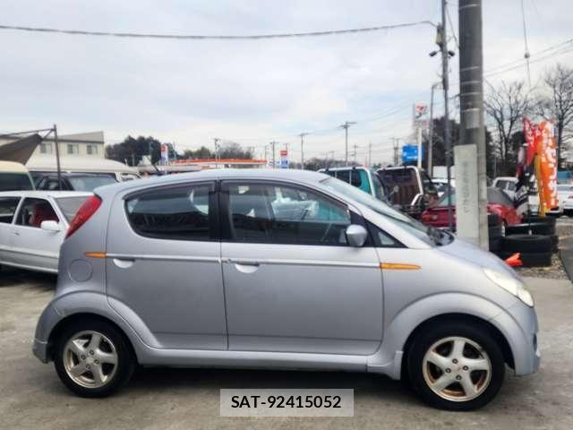 Subaru R2 2017-01 7813015-3