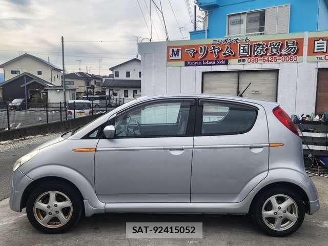 Subaru R2 2017-01 7813015-4