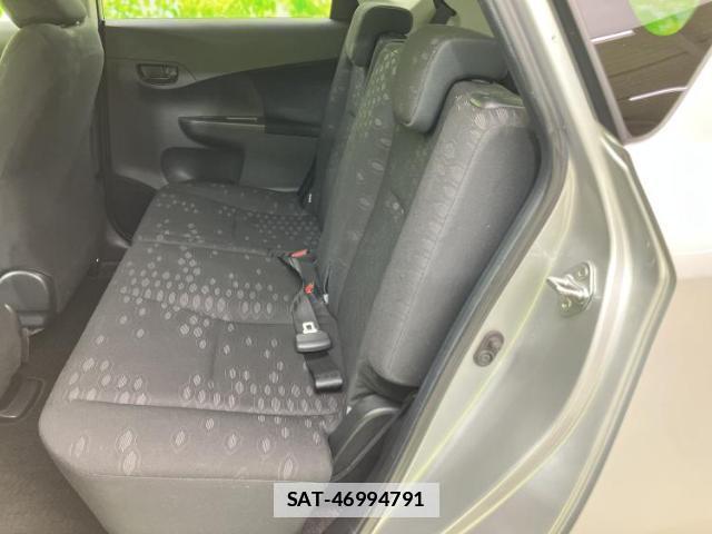 Toyota RACTIS 2011-03 7821769-7