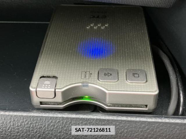 Toyota RACTIS 2011-09 7822096-17
