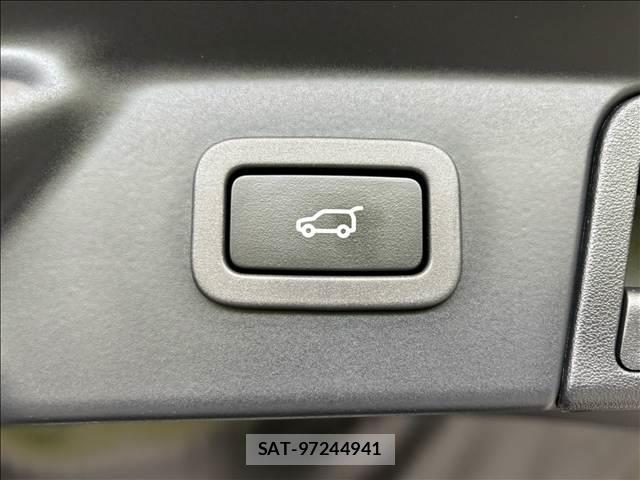 Land Rover RANGE ROVER VELAR 2019-05 7823226-10