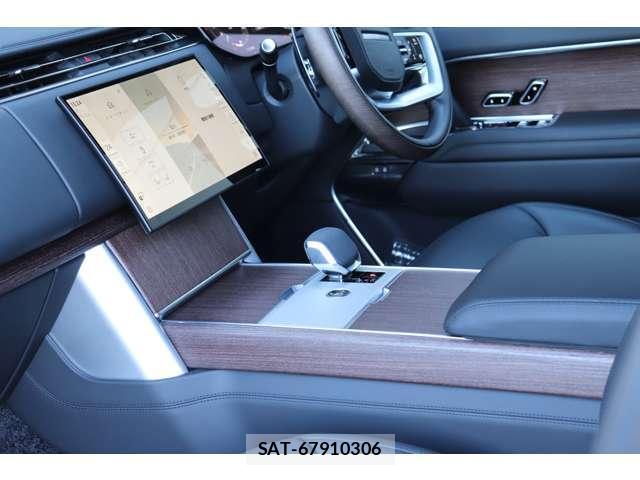 Land Rover RANGE ROVER 2024 7811805-17