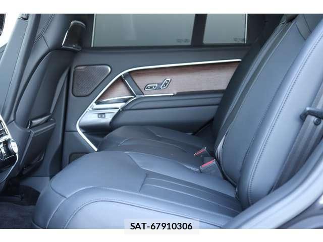 Land Rover RANGE ROVER 2024 7811805-18