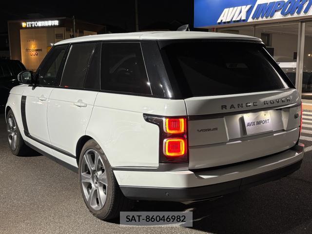 Land Rover RANGE ROVER 2020-03 7812564-1