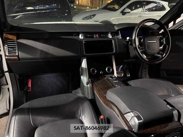 Land Rover RANGE ROVER 2020-03 7812564-2