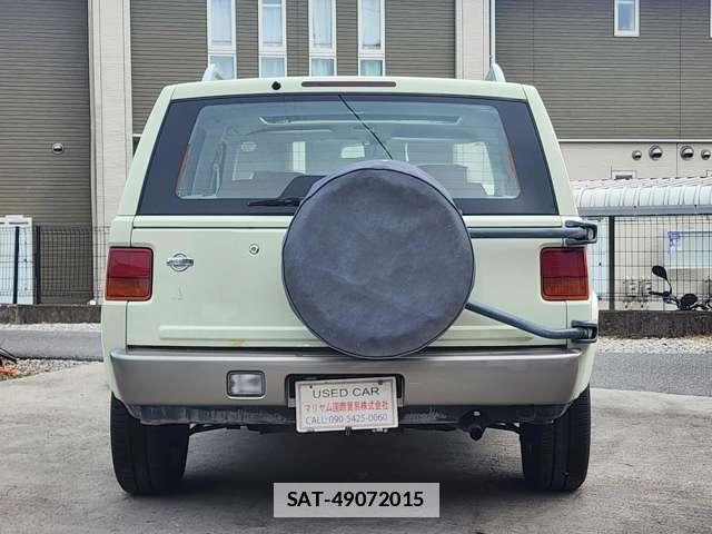 Nissan RASHEEN 1996-04 7812934-2