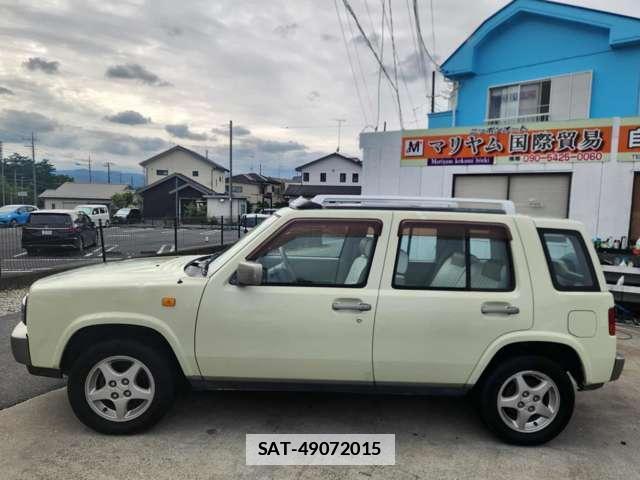 Nissan RASHEEN 1996-04 7812934-3