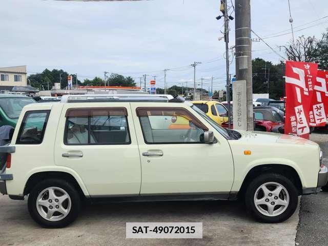 Nissan RASHEEN 1996-04 7812934-4
