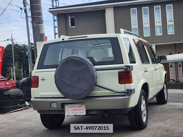 Nissan RASHEEN 1996-04 7812934-6