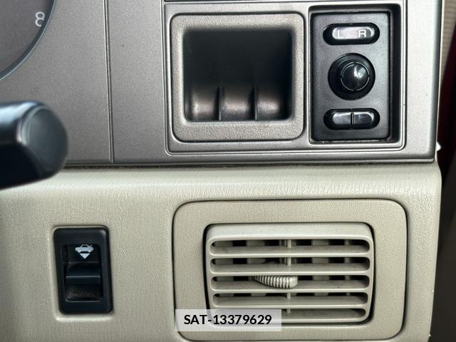Nissan RASHEEN 1998-10 7819137-6