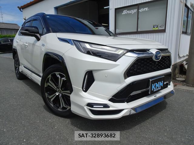 Toyota RAV4 PHV 2021-12 7812079-10