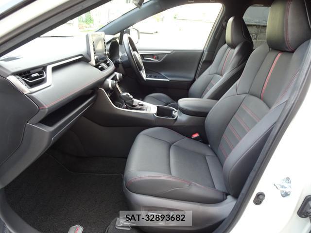 Toyota RAV4 PHV 2021-12 7812079-6