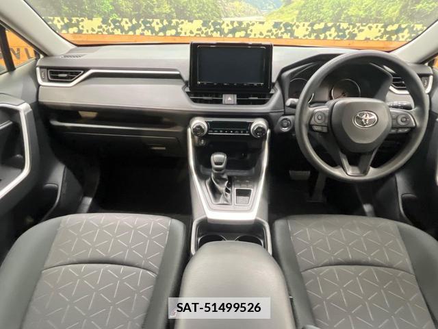 Toyota RAV4 2019-06 7816255-1