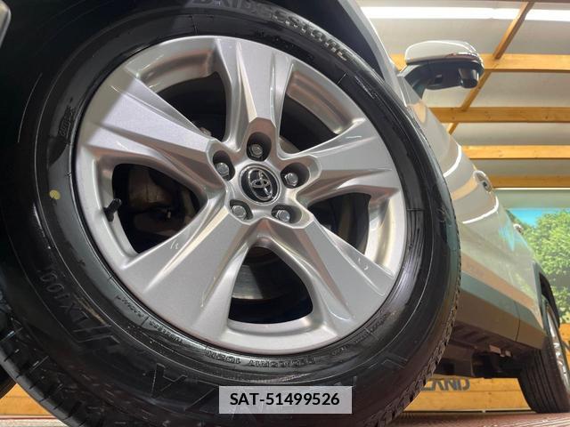 Toyota RAV4 2019-06 7816255-12