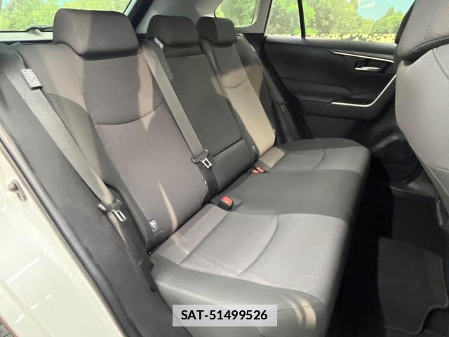 Toyota RAV4 2019-06 7816255-8