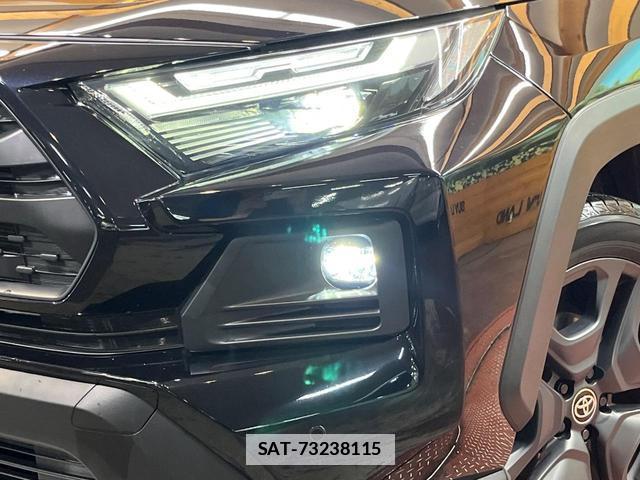 Toyota RAV4 2024-03 7816311-11