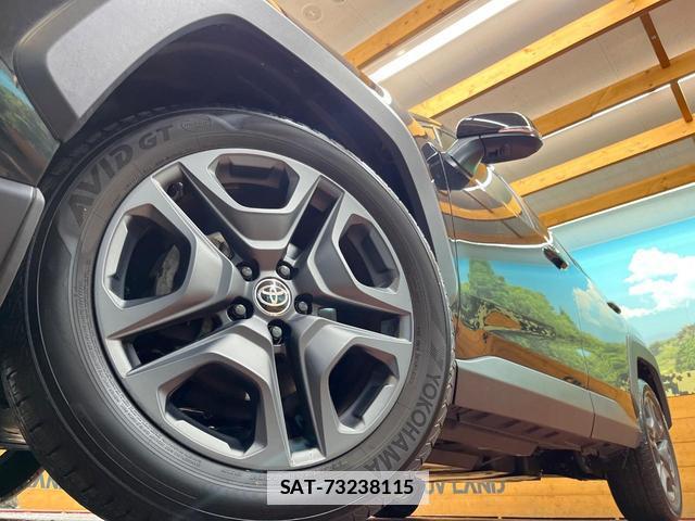 Toyota RAV4 2024-03 7816311-12