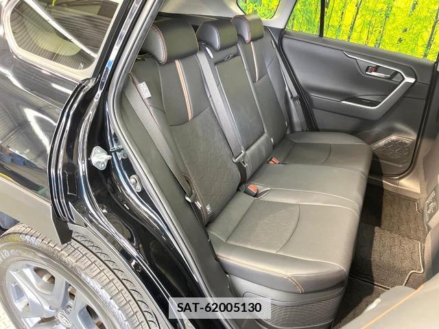 Toyota RAV4 2022-03 7820539-8