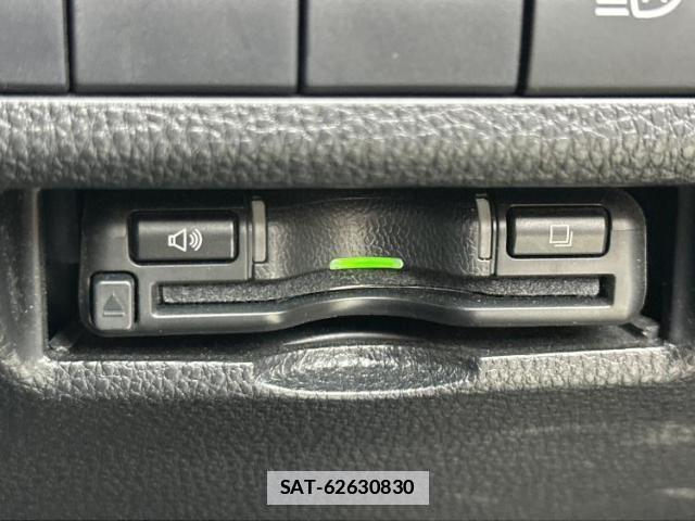 Toyota RAV4 2020-11 7820934-17