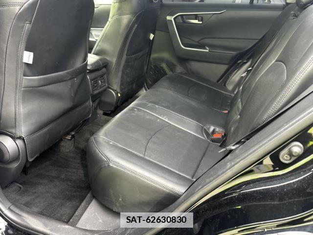 Toyota RAV4 2020-11 7820934-6