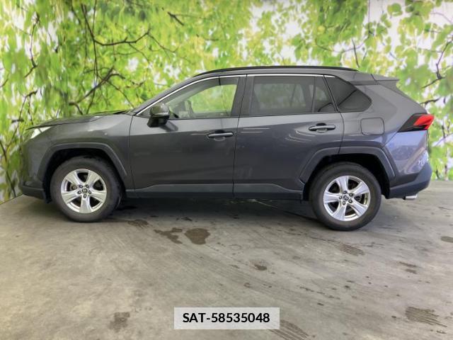Toyota RAV4 2019-09 7821265-1