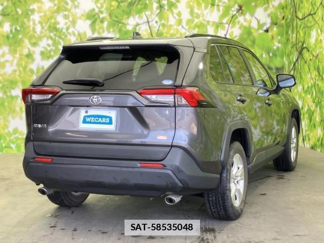 Toyota RAV4 2019-09 7821265-2