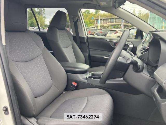Toyota RAV4 2020-05 7822153-3