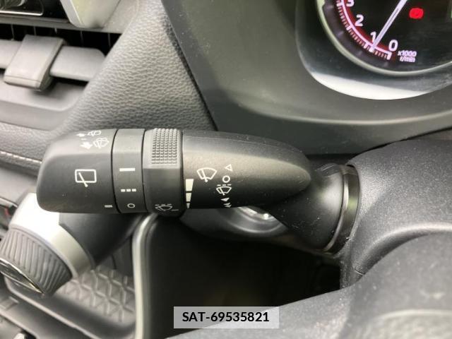 Toyota RAV4 2023-03 7822364-15