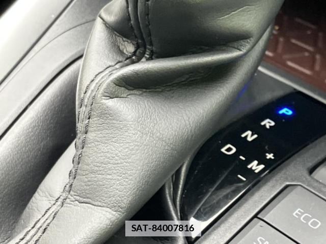 Toyota RAV4 2025-02 7822549-16