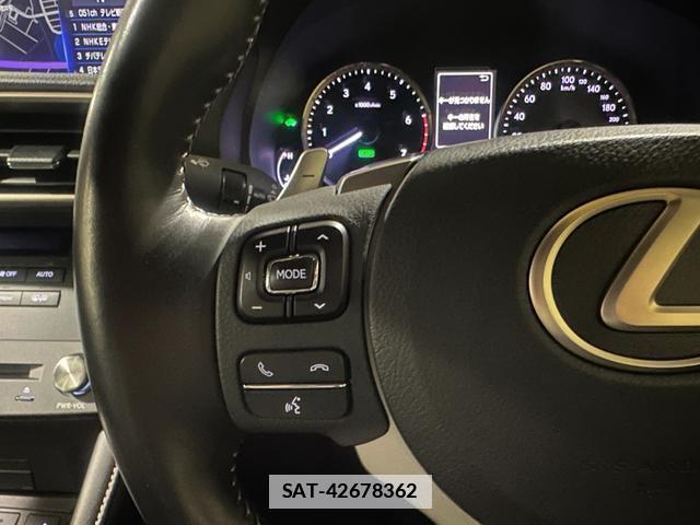 Lexus RC 2018-02 7814117-14