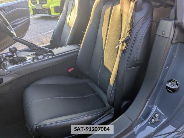 Mazda ROADSTER 2019-12 7813904-6