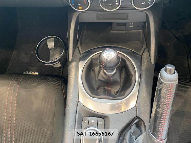 Mazda ROADSTER 2015-05 7814669-12