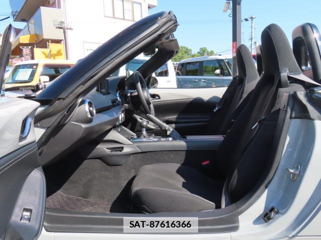 Mazda ROADSTER 2025-06 7818680-2